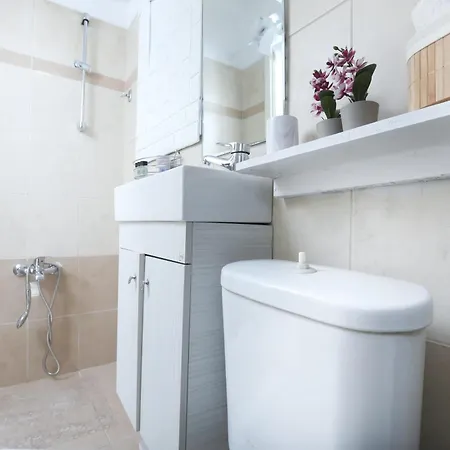 Lägenhet Natasha's Tiny